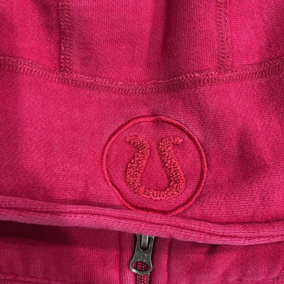 Red lululemon Scuba hoodie zip up - Picture 3 of 5